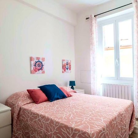 Апартаменты A Mae Riva - La Tua Casa Al Porto Antico Генуя Экстерьер фото