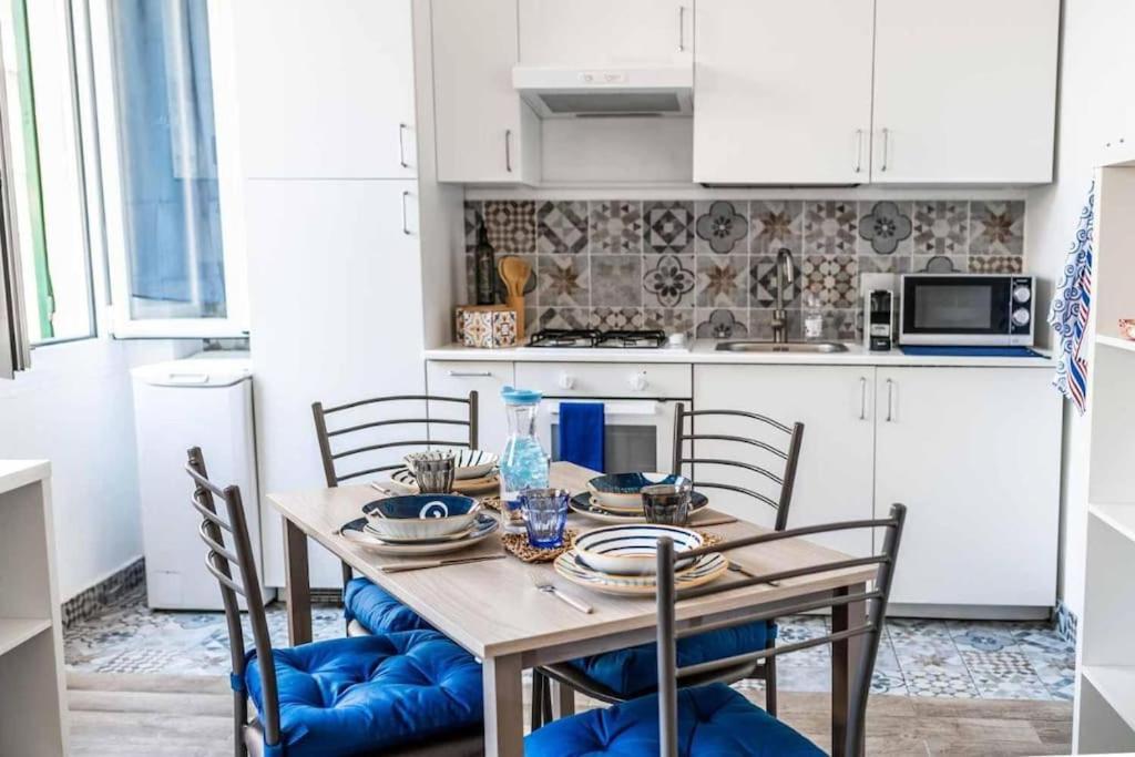 Апартаменты A Mae Riva - La Tua Casa Al Porto Antico Генуя Экстерьер фото